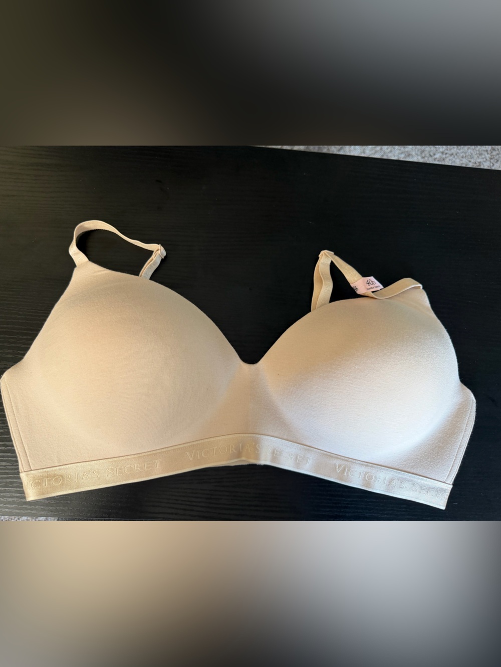 Victoria's Secret Beige Lightly Padded T-Shirt Bra 40D
